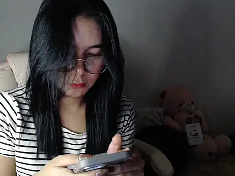 TransPetite1 live sex cam