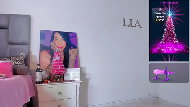 Lia_johnsonn's cam snapshot