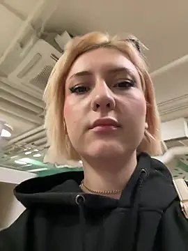 SenyaVibes's cam snapshot