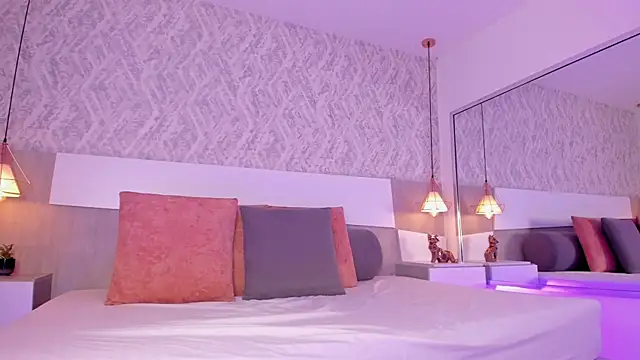 AishaPeyton's cam snapshot