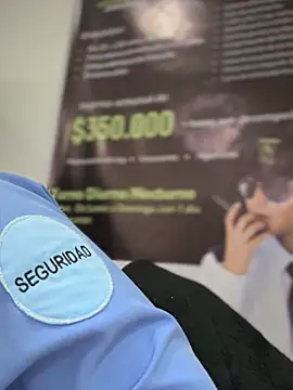 Megan-01-'s cam snapshot