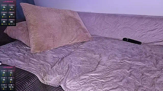 HotFrictions live sex cam