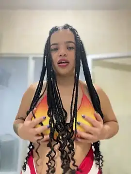 JuanitaMore01's cam snapshot