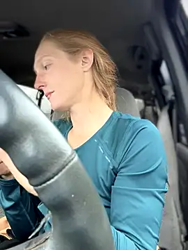 GoldenFlameGoddess's cam snapshot