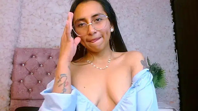 sarah_bubbles's cam snapshot