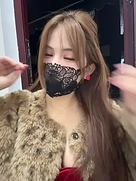 Selenaaaaa- live sex cam