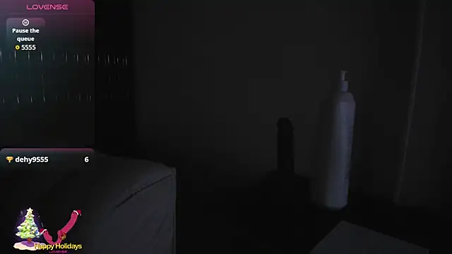 Lucy_Strong's cam snapshot