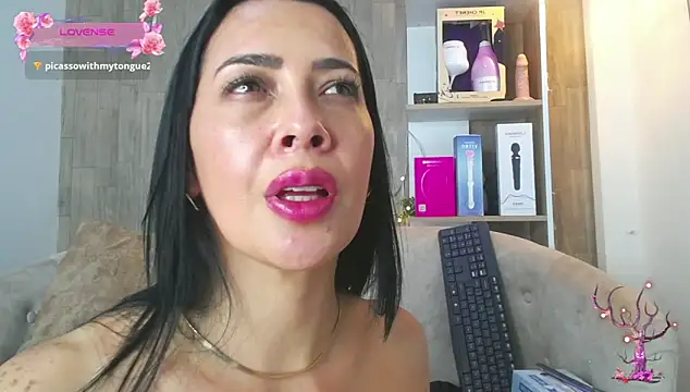 cortney_tayler's cam snapshot