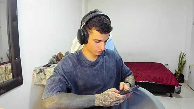 Balo_lovers's cam snapshot