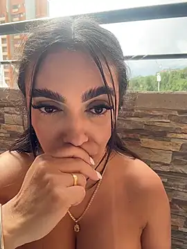 emma_andrew1's cam snapshot