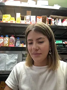 Andrea_19blonde's cam snapshot