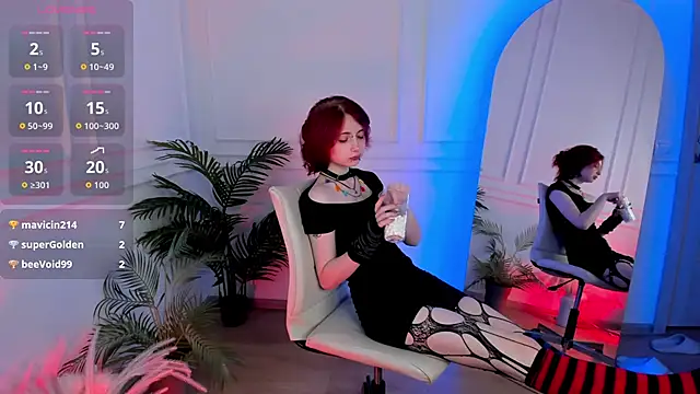 _L_o_r_r_y_'s cam snapshot