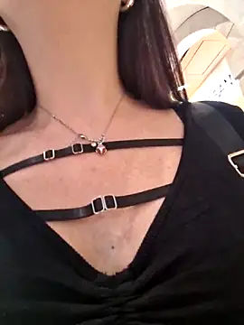 Lady_B_'s cam snapshot