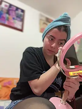 Cloew_Marz's cam snapshot