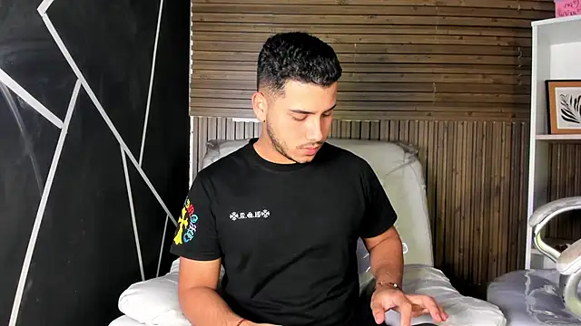 Axel_grey_'s cam snapshot