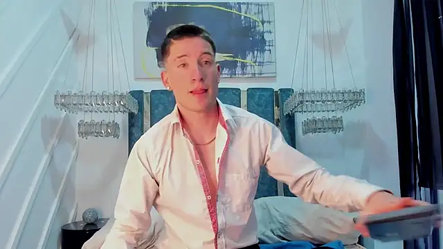 HunterHeat_'s cam snapshot