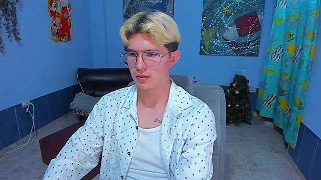 patrik_027's cam snapshot