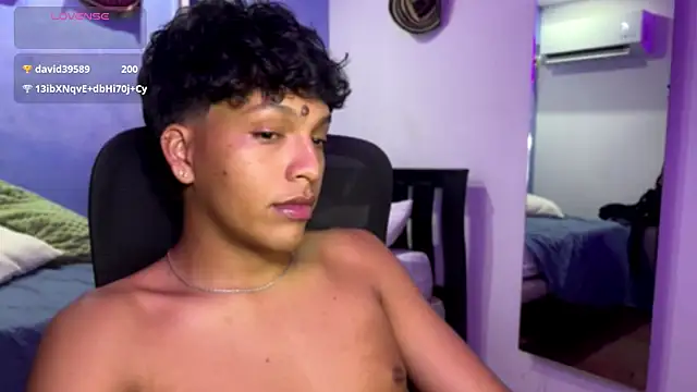 Xander_bonnet1's cam snapshot