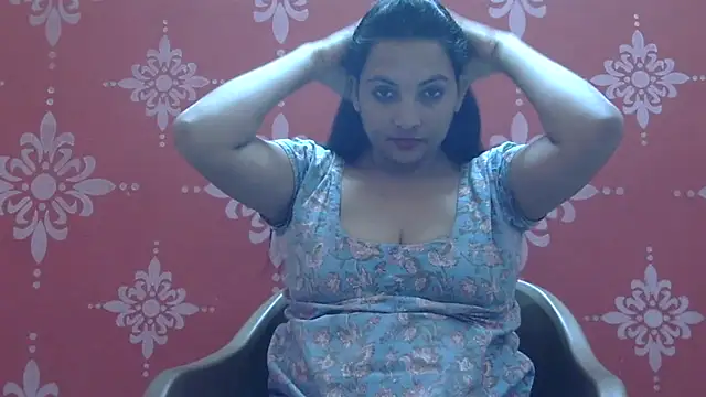 tripti2's cam snapshot