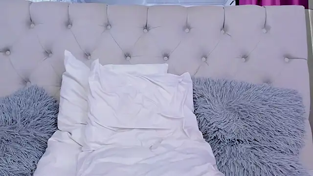 Ariana_greenblat's cam snapshot