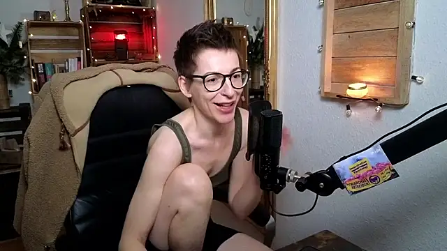 Antifistin's cam snapshot