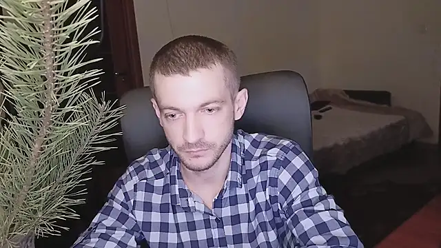 333Alone_in_theDark777's cam snapshot