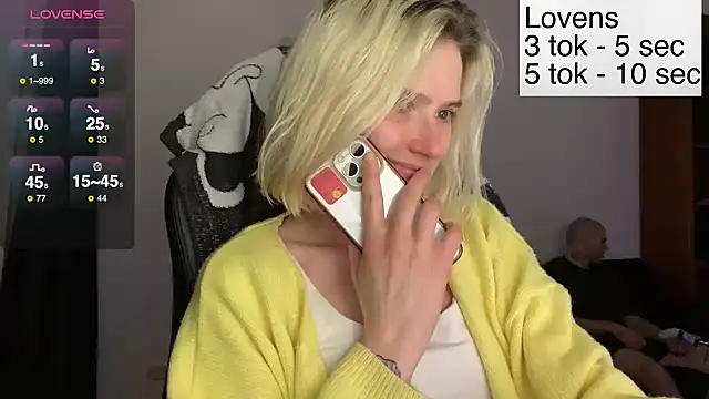 Sexy_Sweets's cam snapshot