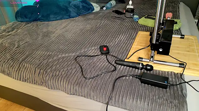 Happymaus live sex cam