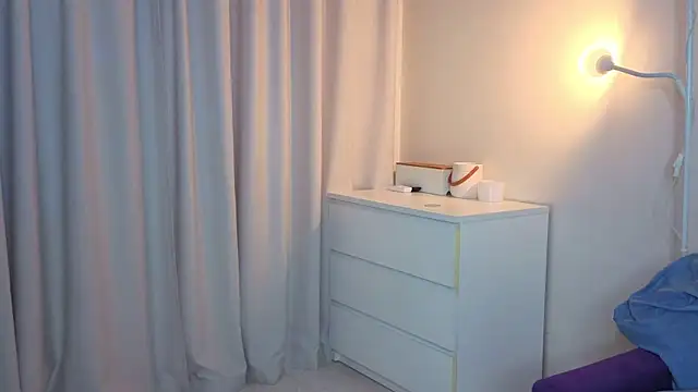 slyshypie's cam snapshot