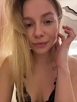 -Snowwwy- live sex cam