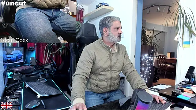 OnlineBossUK live sex cam