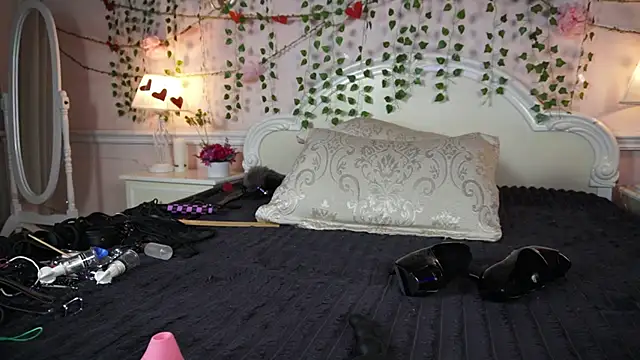 EvaTyrell live sex cam