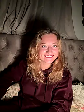 MileySummer live sex cam