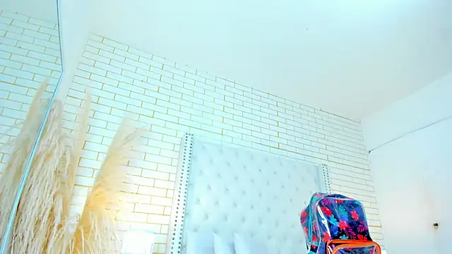 kylie_wilsson's cam snapshot