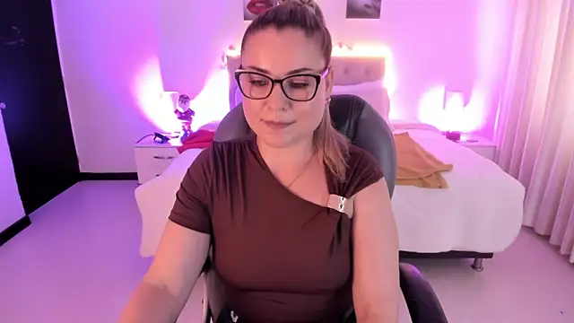 Violeta_Hotter's cam snapshot