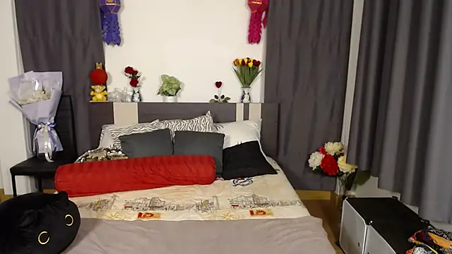 Mystery_Charm's cam snapshot