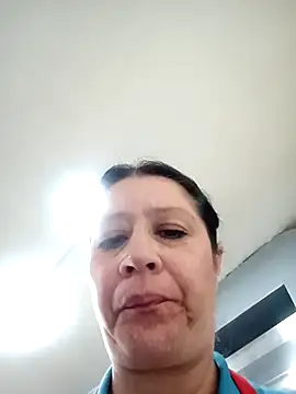 carolina_linarez69's cam snapshot