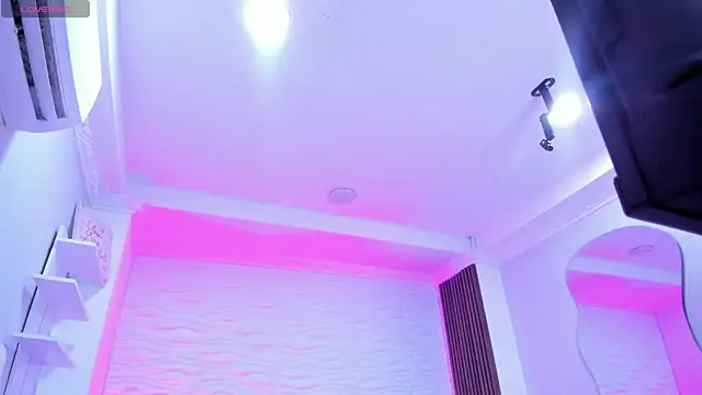 AudreyHayworth live sex cam