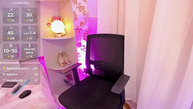 emaa_lambert's cam snapshot