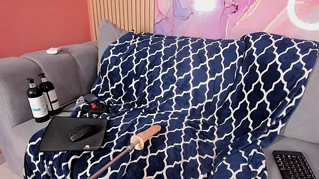 NhoanBrunette's cam snapshot