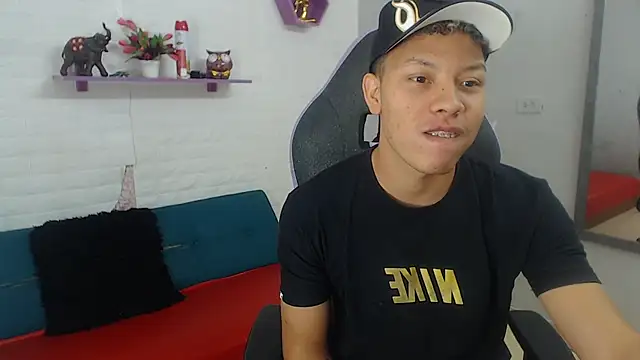 marcus_20 live sex cam