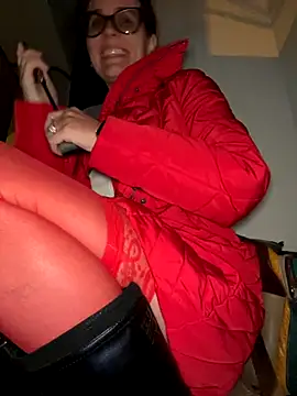 NataKitten live sex cam