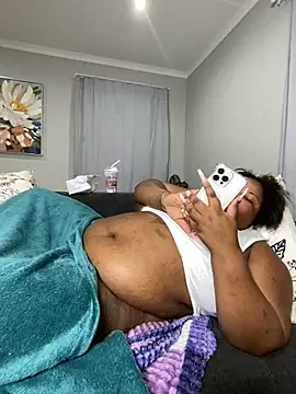 MissLola27's cam snapshot