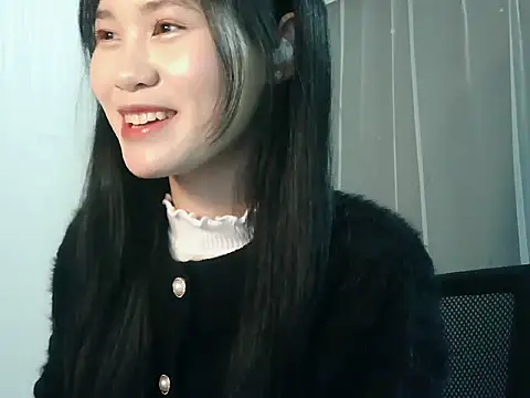 Nunaa18 live sex cam