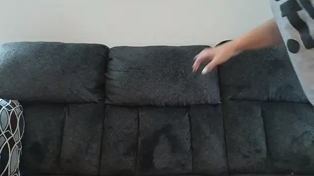 TheBustyHouseWife's cam snapshot