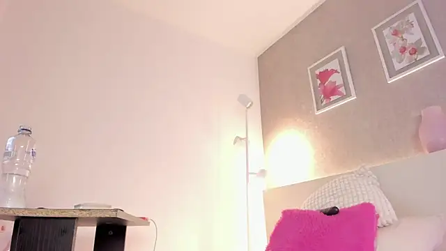 roxannegomez live sex cam