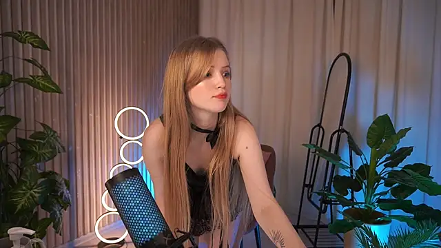 LilianHoward live sex cam