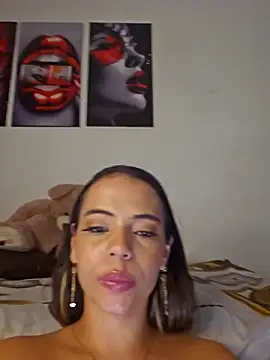 Antonella2_m's cam snapshot