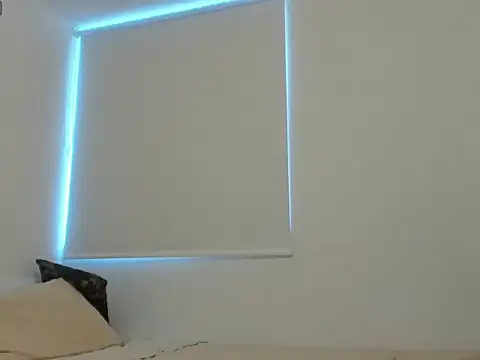 emeraId_hot's cam snapshot