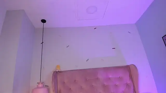 Vanelope_evanss's cam snapshot